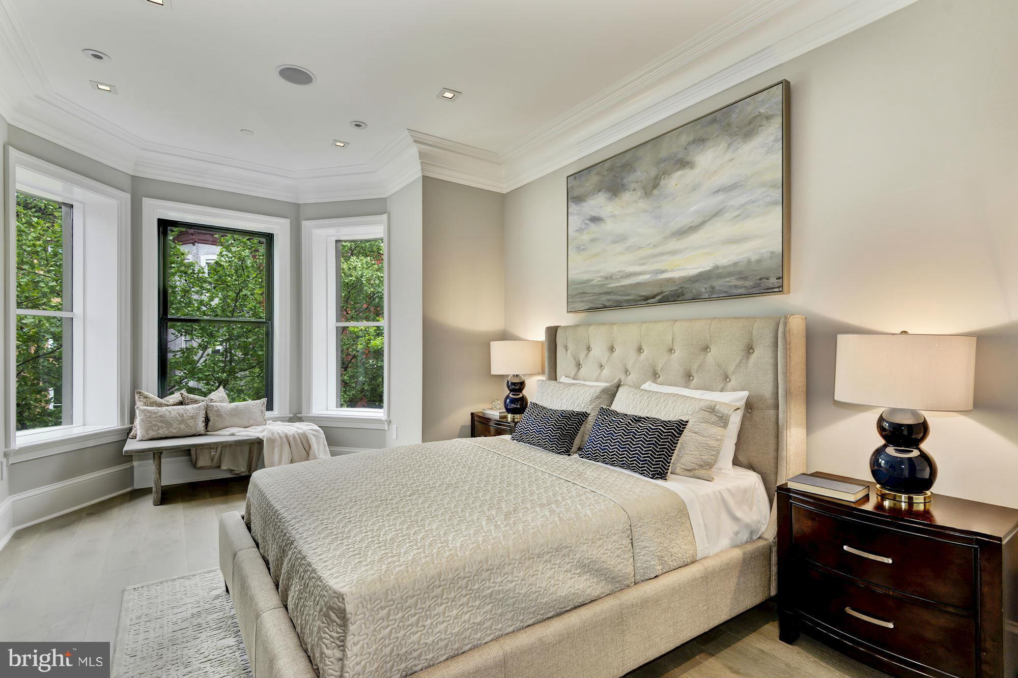 LOGAN CIRCLE - Residential