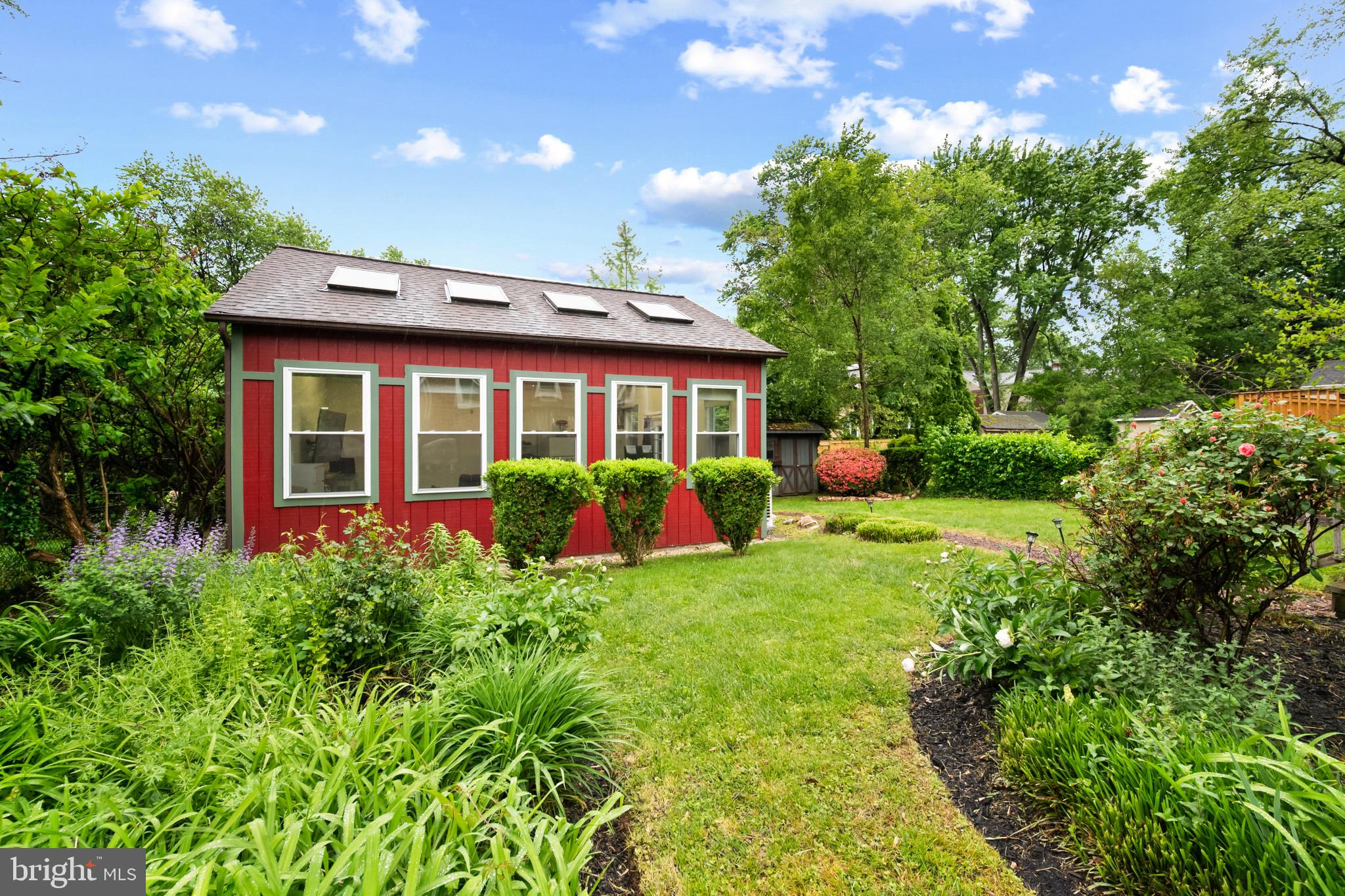 FOREST ESTATES - Residential