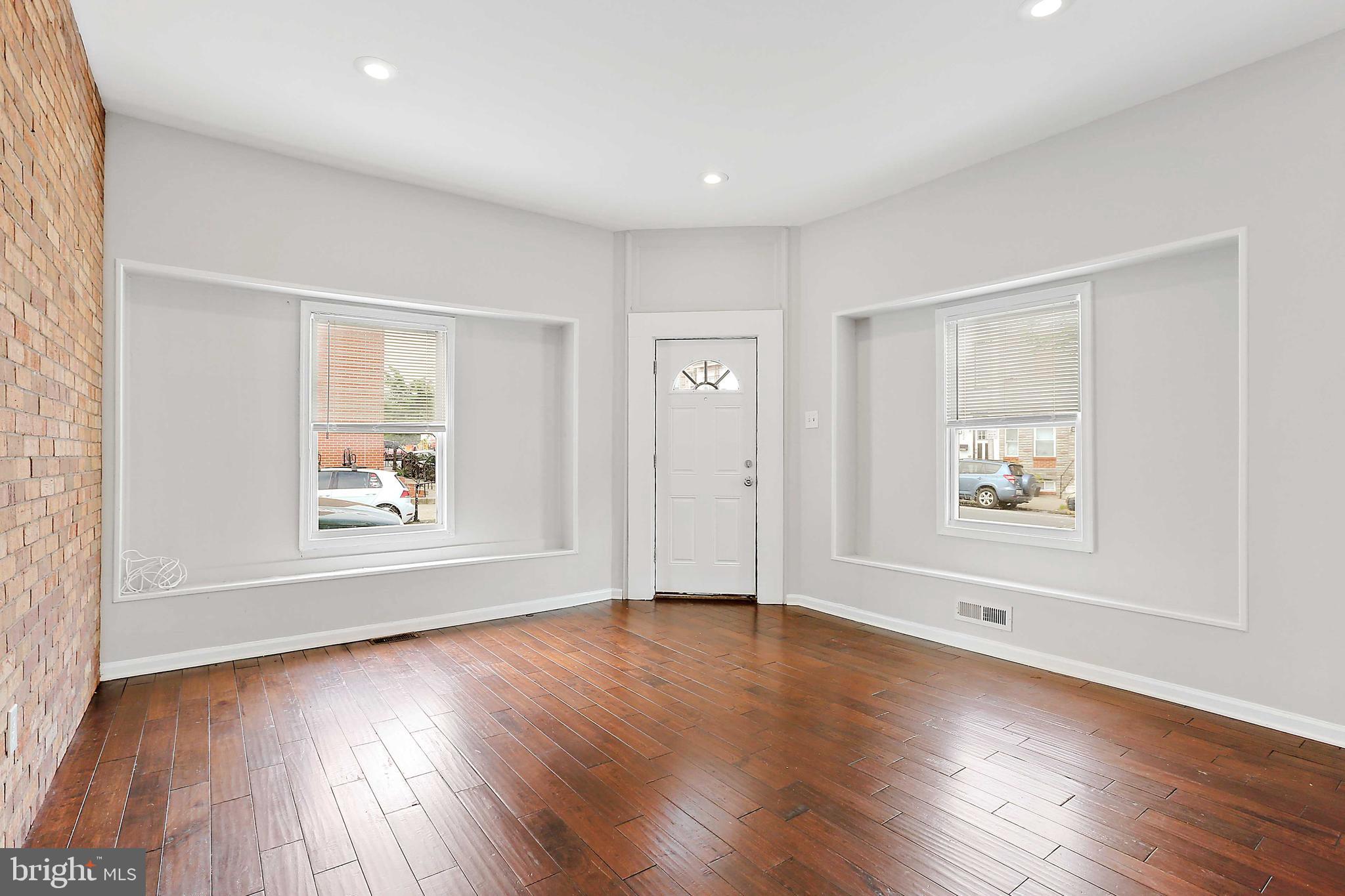 HIGHLANDTOWN - Residential