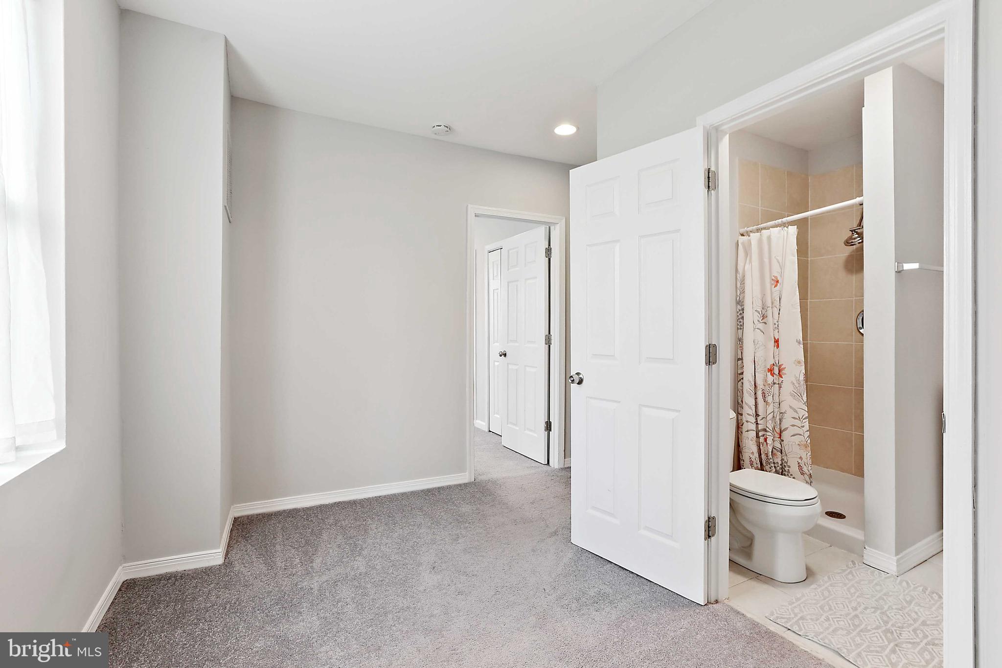 HIGHLANDTOWN - Residential