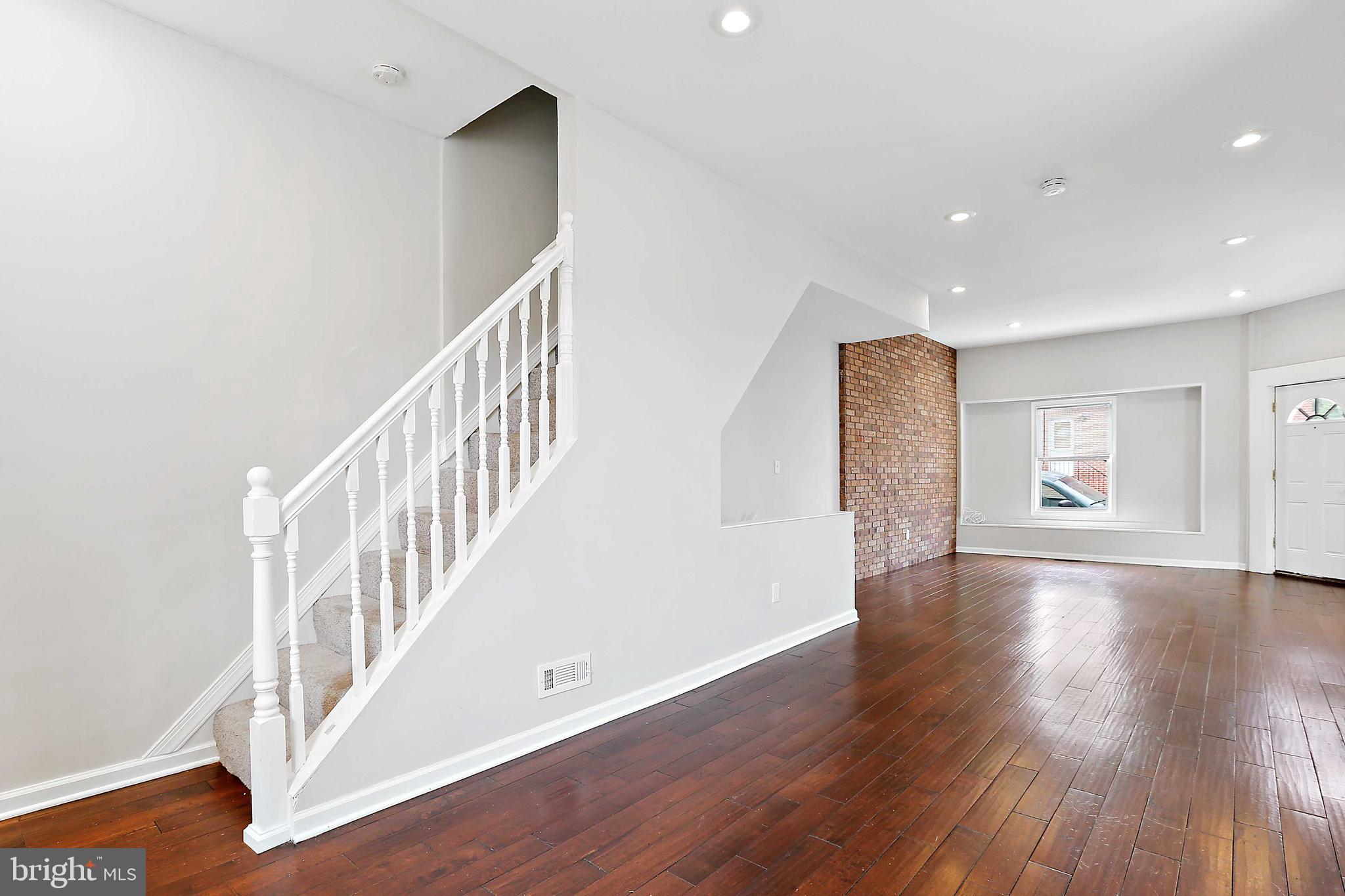 HIGHLANDTOWN - Residential