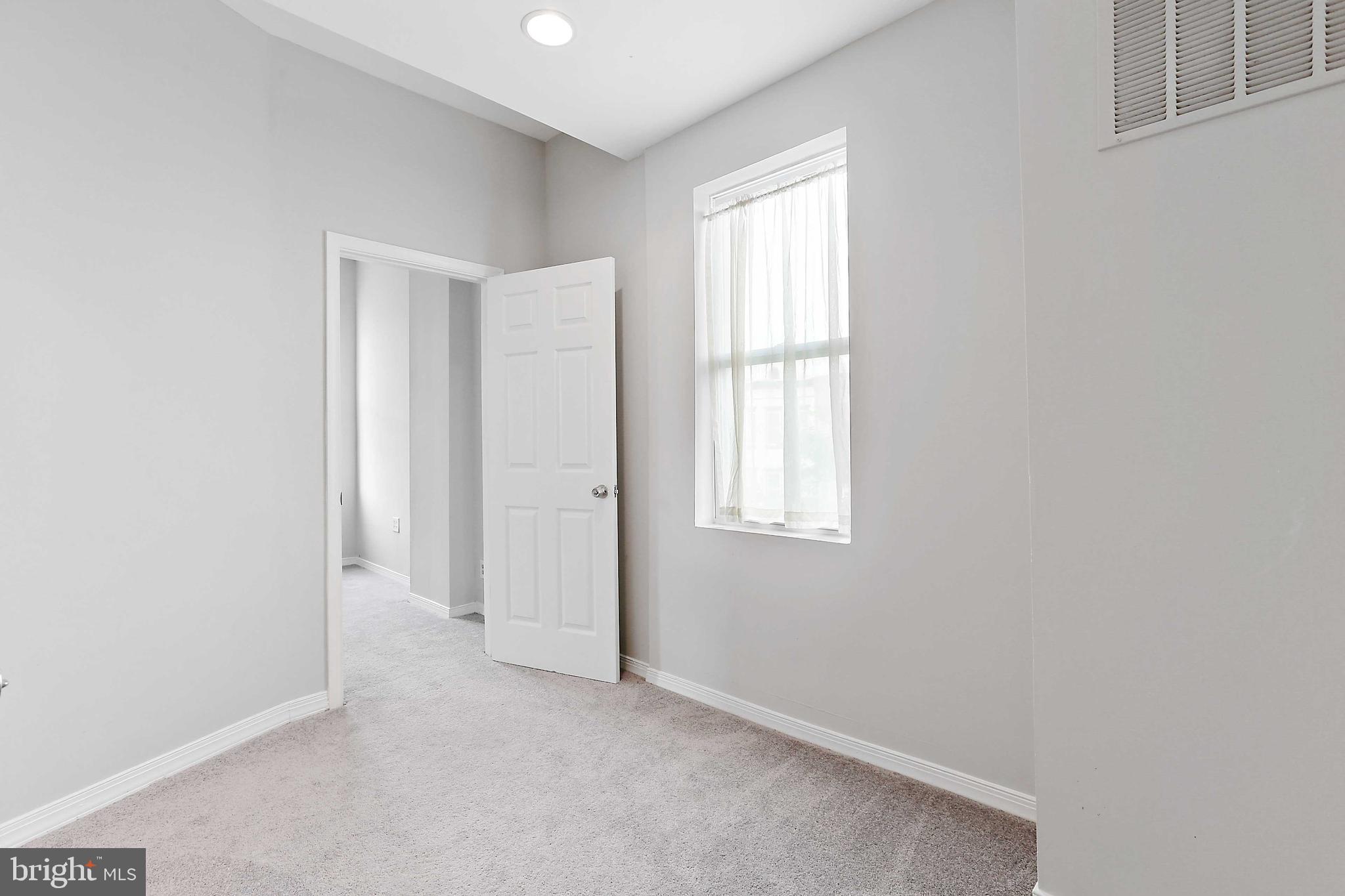 HIGHLANDTOWN - Residential