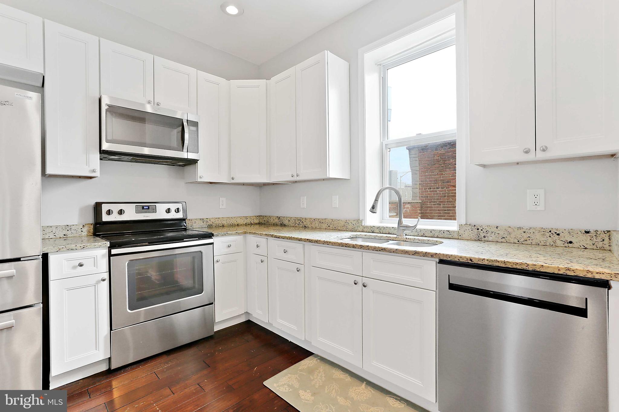 HIGHLANDTOWN - Residential