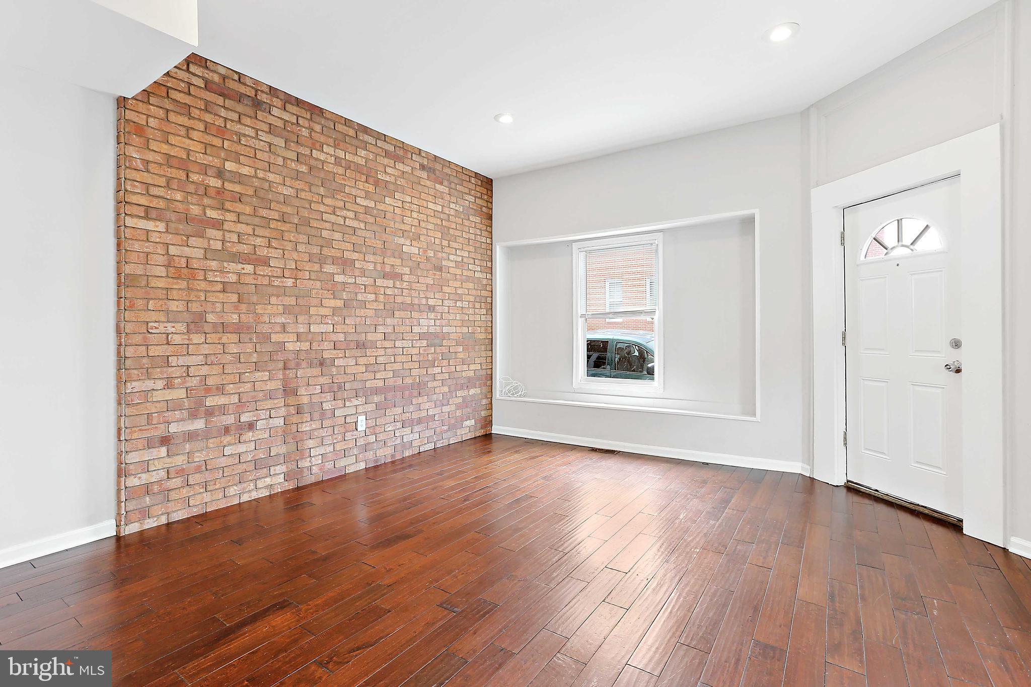 HIGHLANDTOWN - Residential