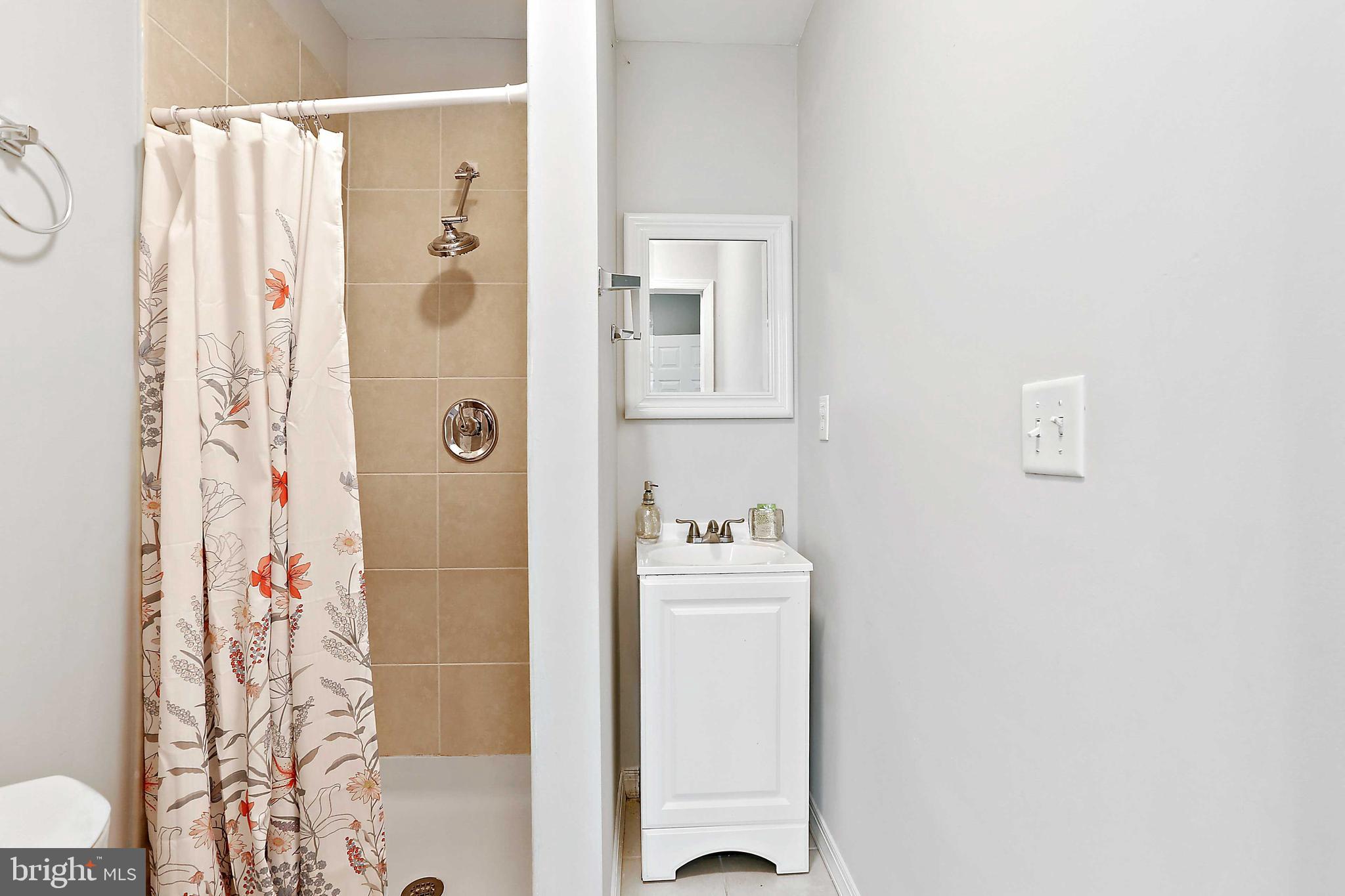 HIGHLANDTOWN - Residential