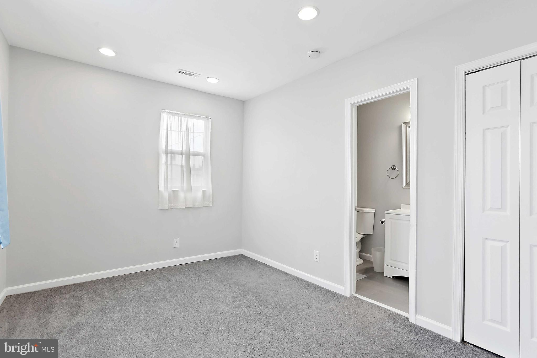 HIGHLANDTOWN - Residential