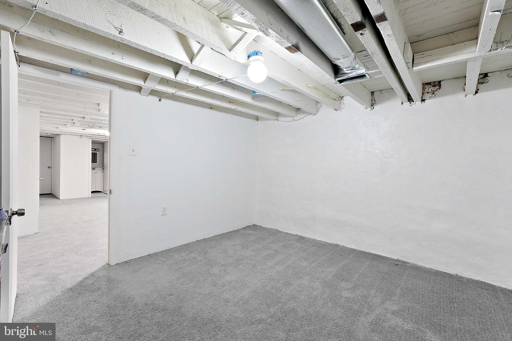 HIGHLANDTOWN - Residential