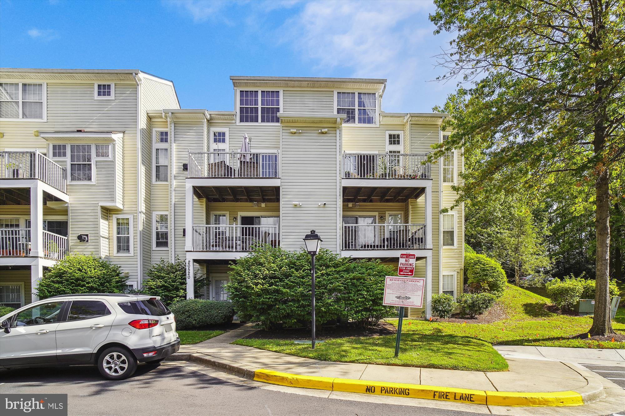 CLOVERLEAF CENTER - Residential