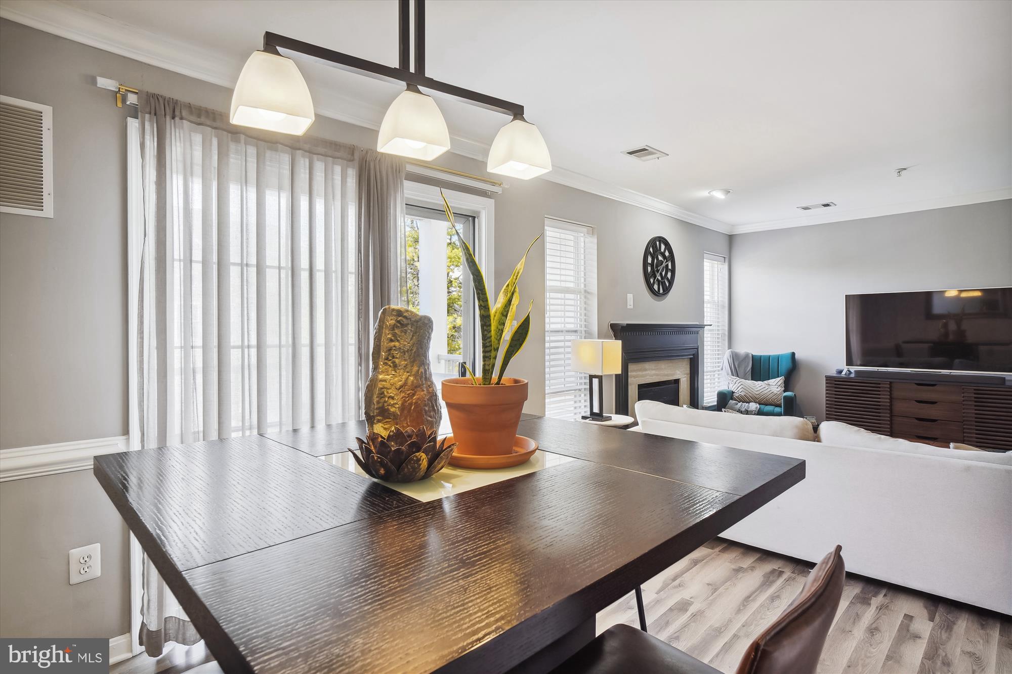 CLOVERLEAF CENTER - Residential