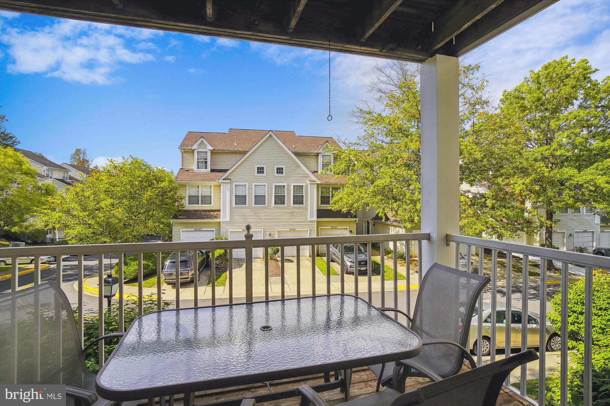 CLOVERLEAF CENTER - Residential