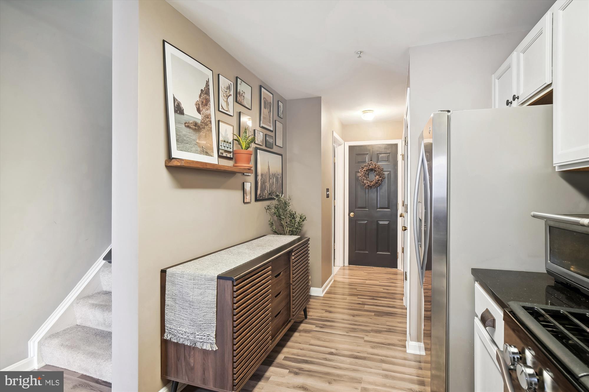 CLOVERLEAF CENTER - Residential