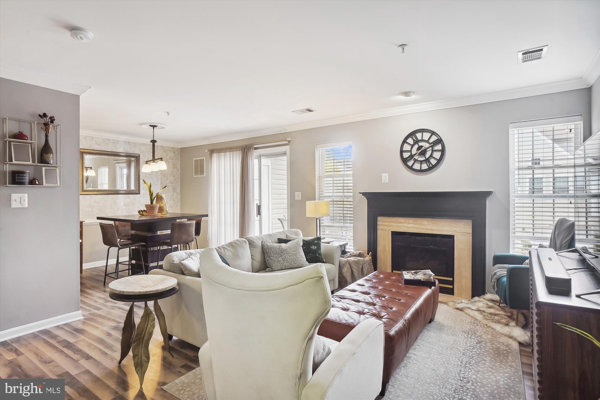 CLOVERLEAF CENTER - Residential