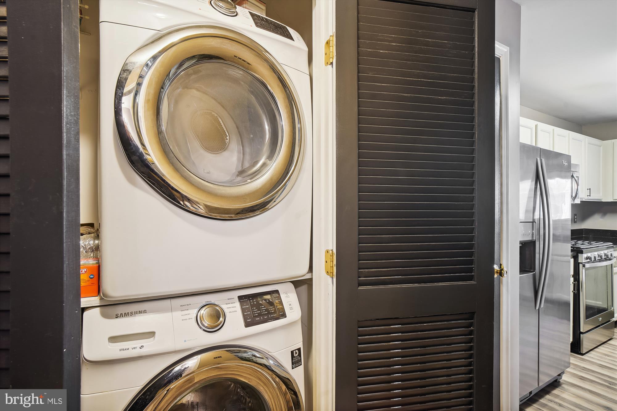 CLOVERLEAF CENTER - Residential