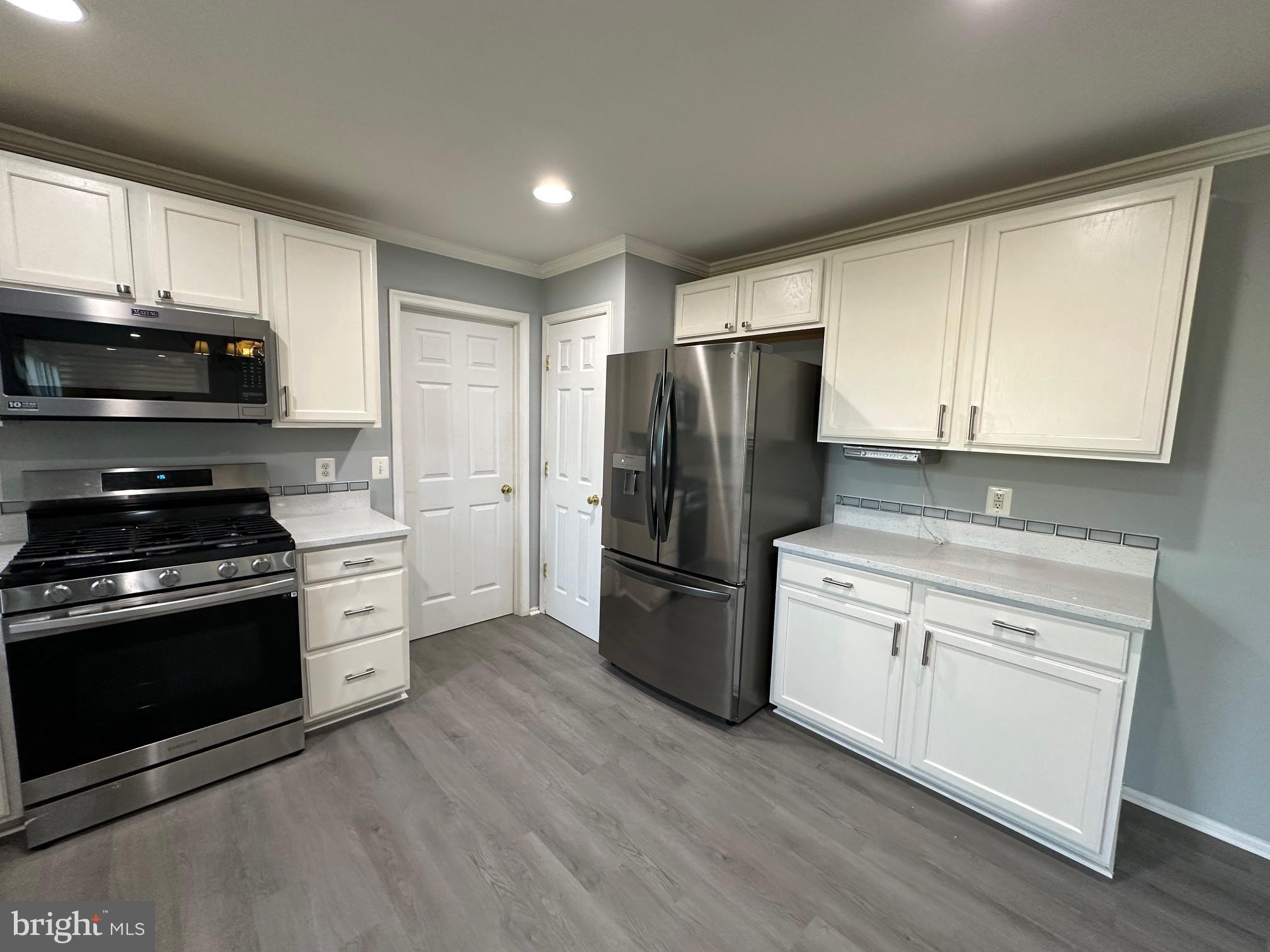 ENGLAND RUN NORTH - Residential