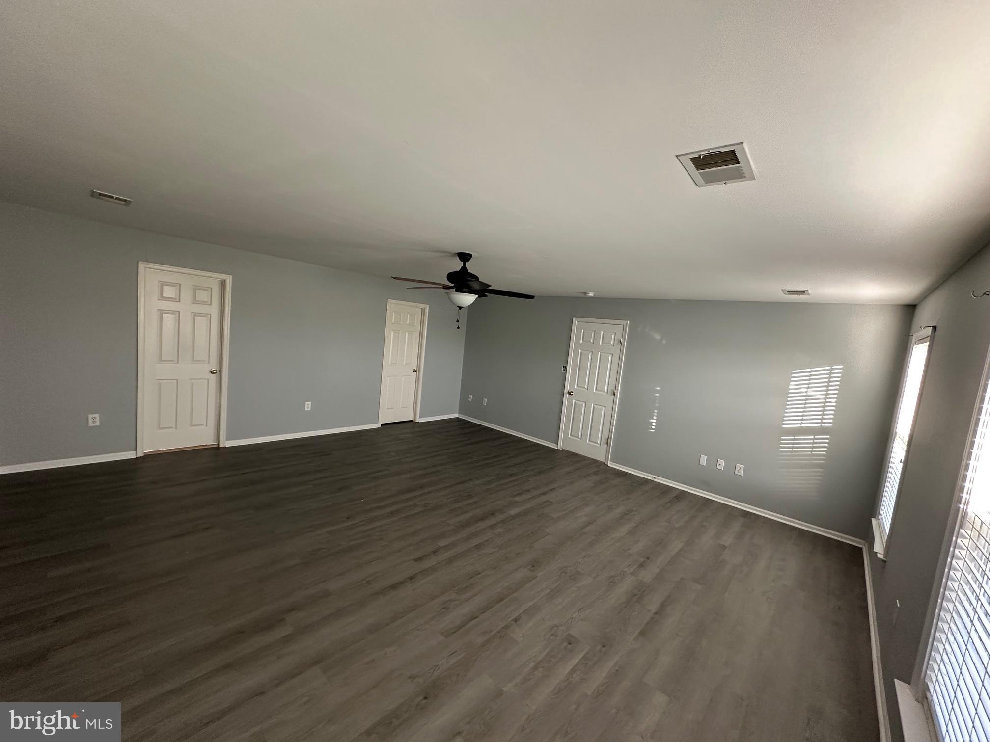 ENGLAND RUN NORTH - Residential