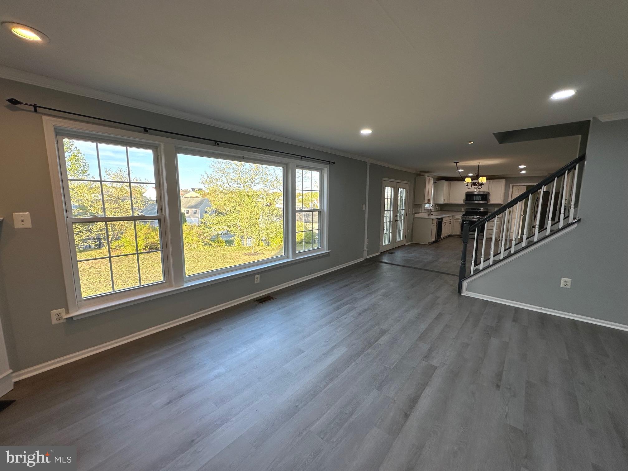 ENGLAND RUN NORTH - Residential