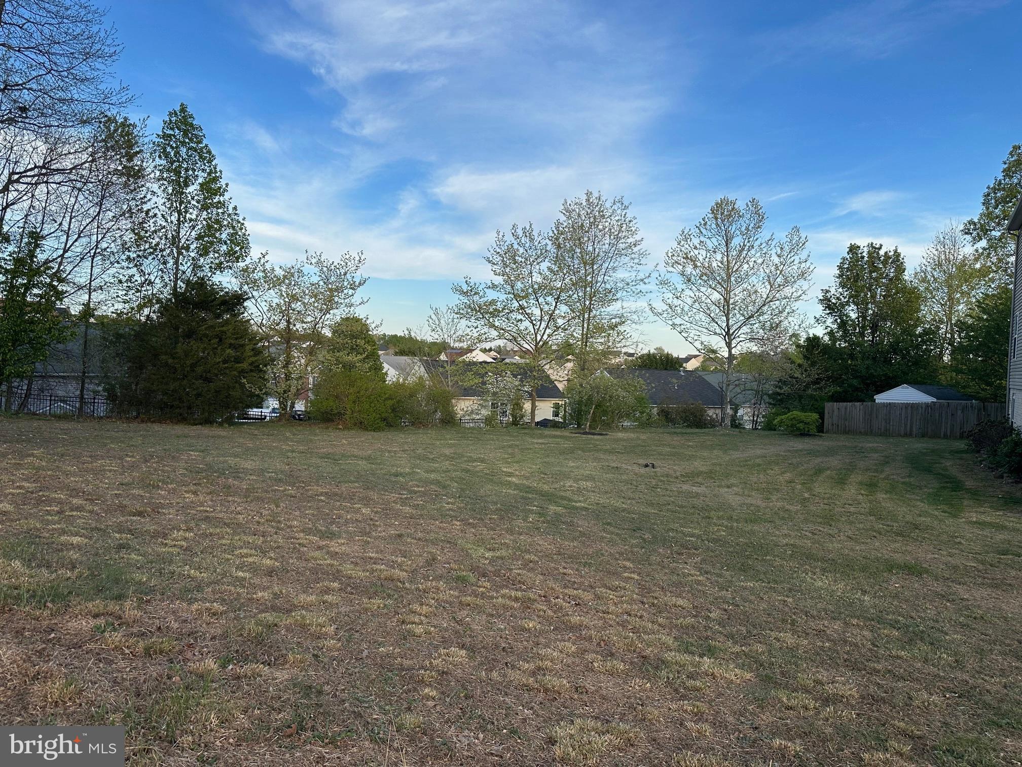 ENGLAND RUN NORTH - Residential