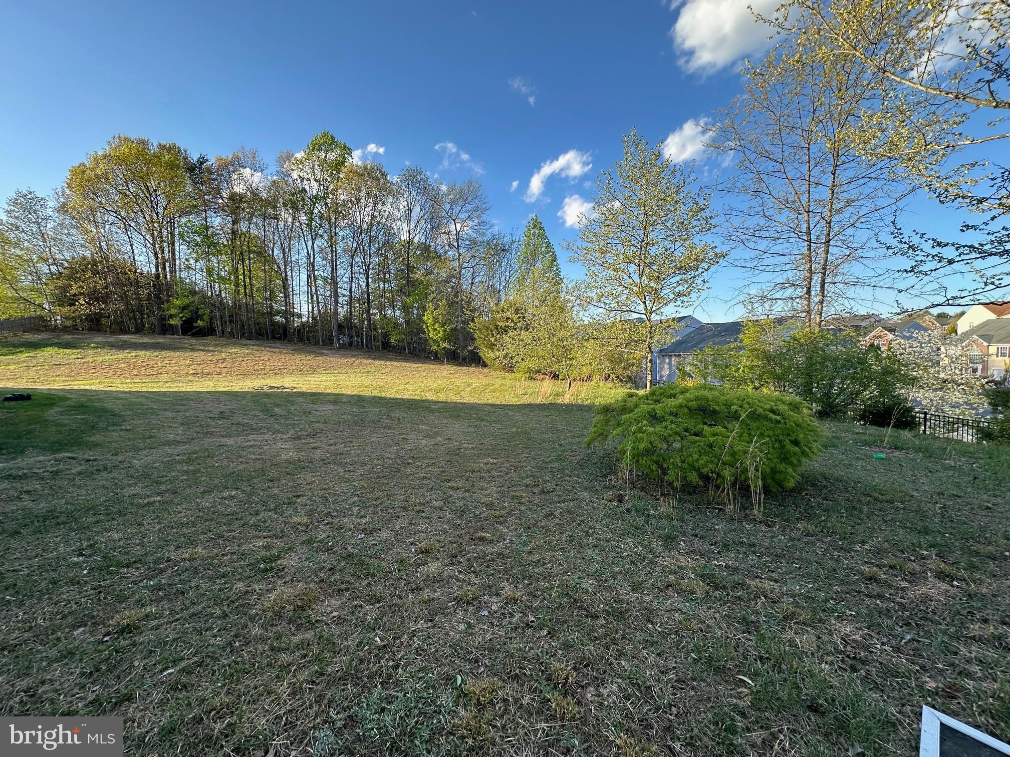 ENGLAND RUN NORTH - Residential