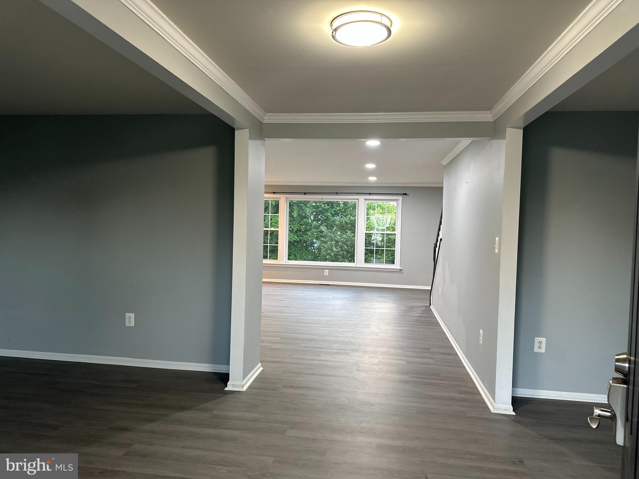 ENGLAND RUN NORTH - Residential