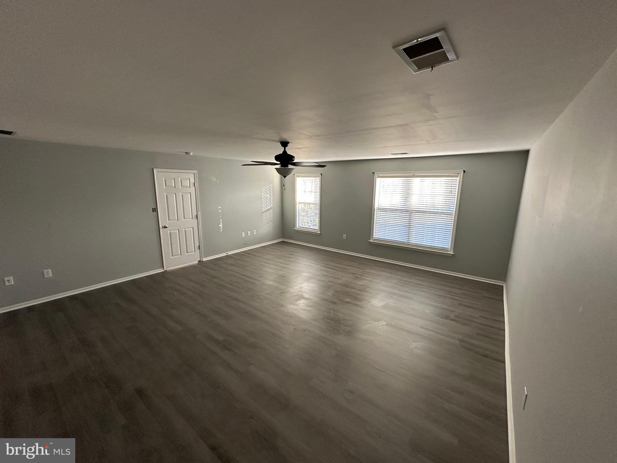 ENGLAND RUN NORTH - Residential