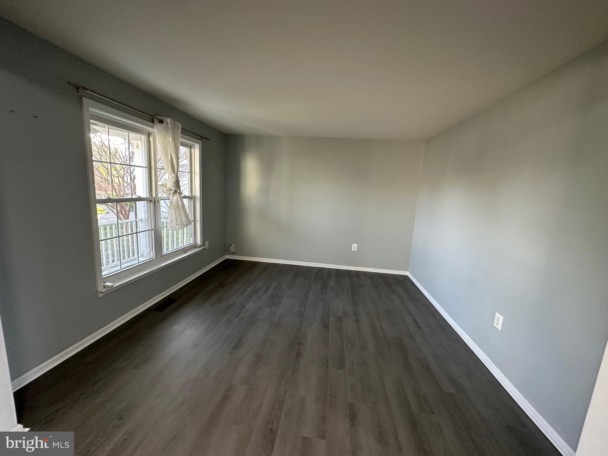 ENGLAND RUN NORTH - Residential