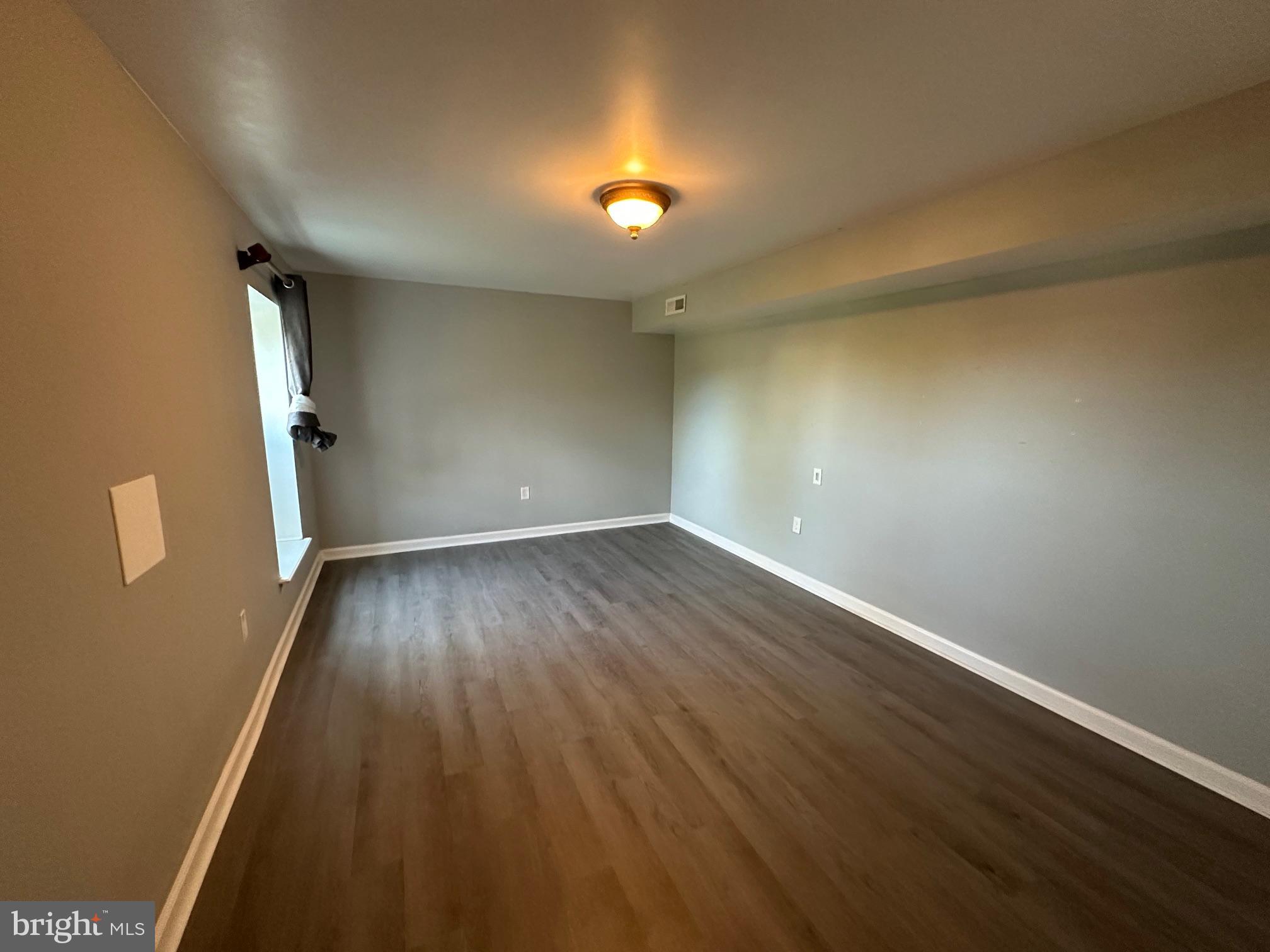 ENGLAND RUN NORTH - Residential