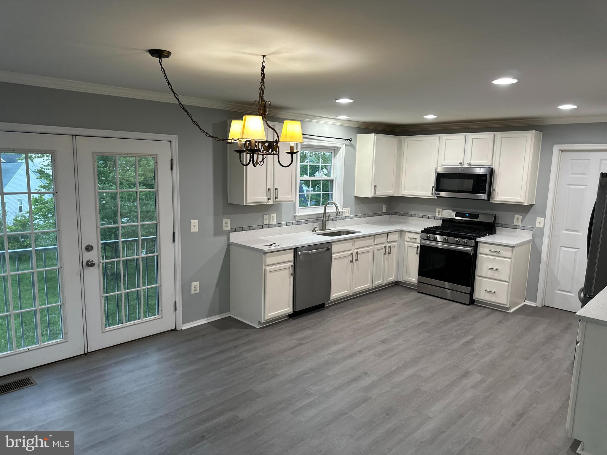 ENGLAND RUN NORTH - Residential