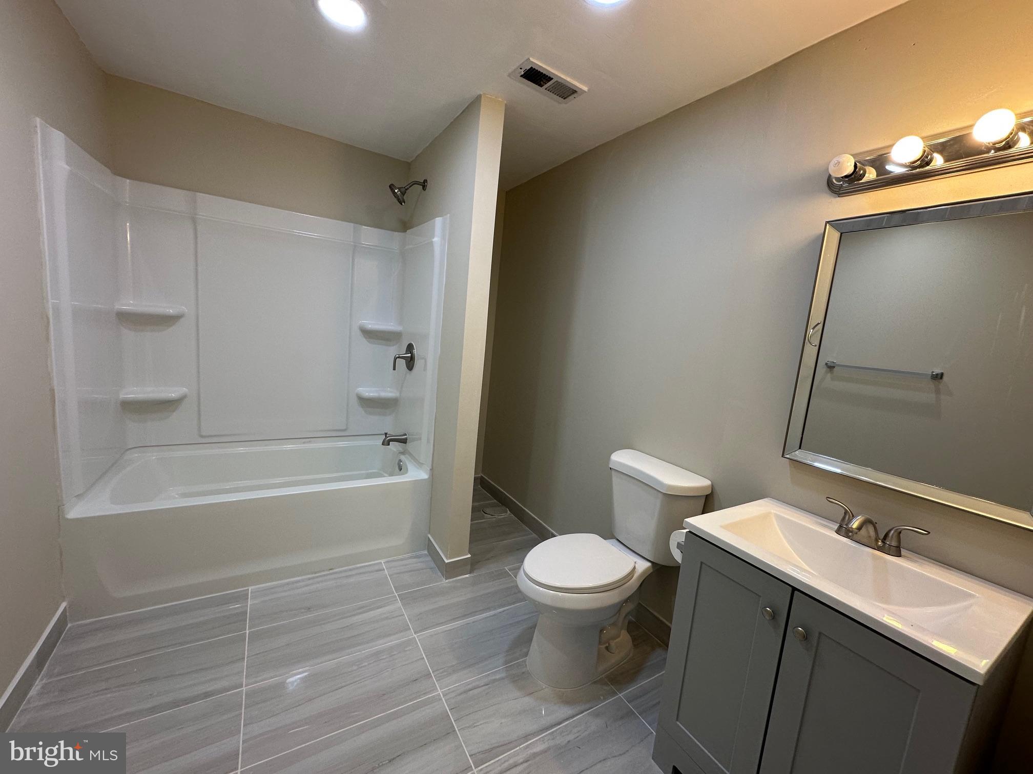 ENGLAND RUN NORTH - Residential