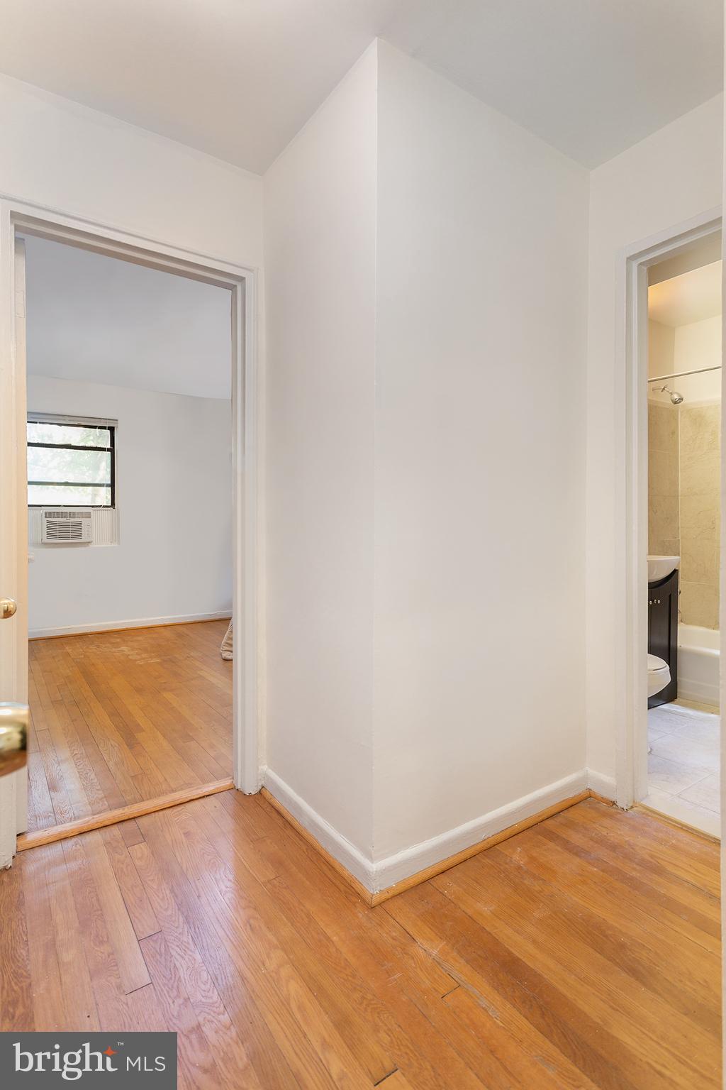 SHAW - Residential Lease