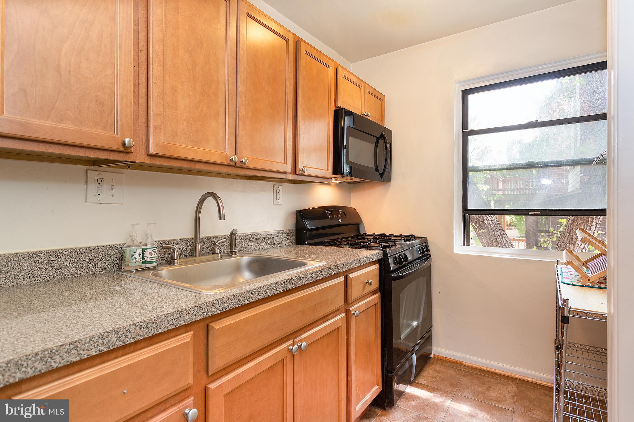 1631 6TH STREET NW 12