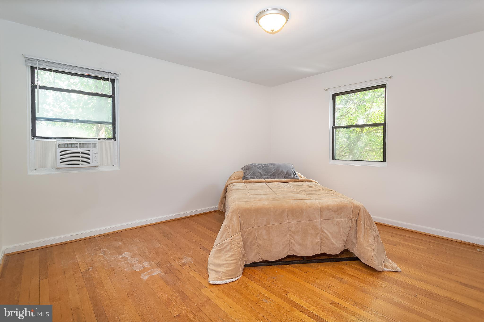 SHAW - Residential Lease