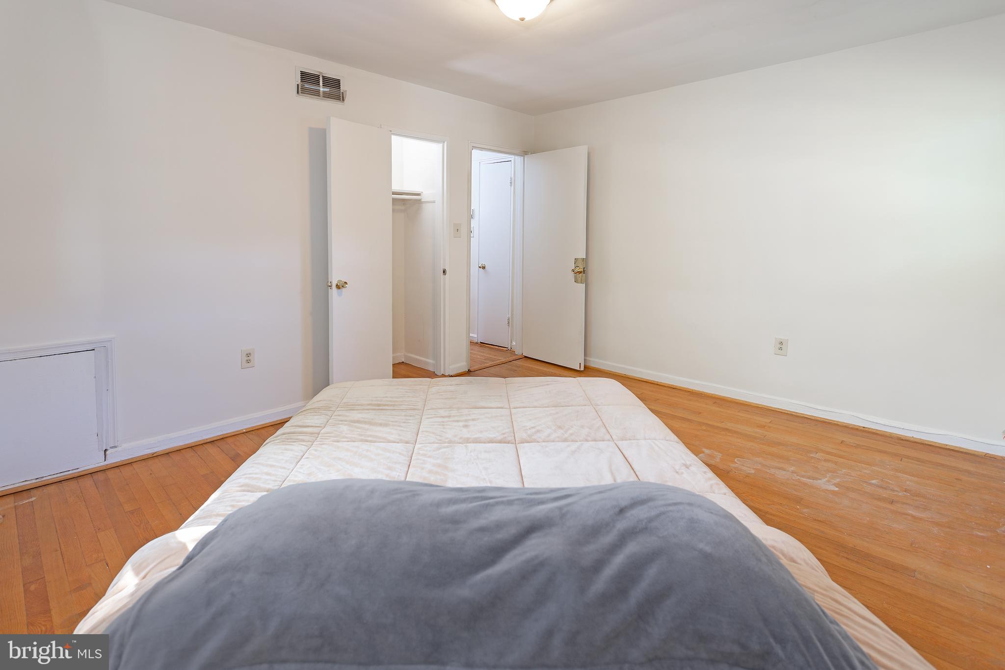 SHAW - Residential Lease