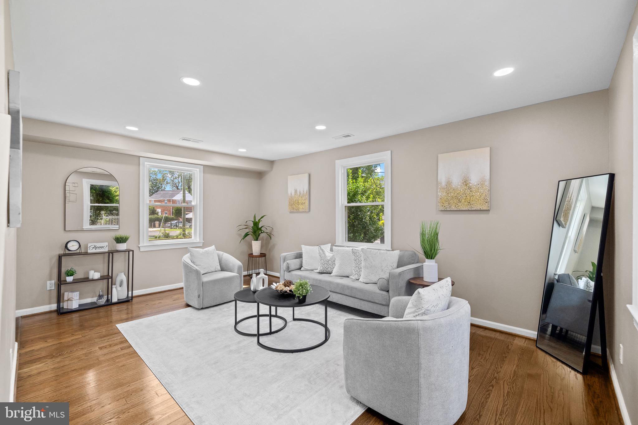 GREEN MEADOWS - Residential Lease