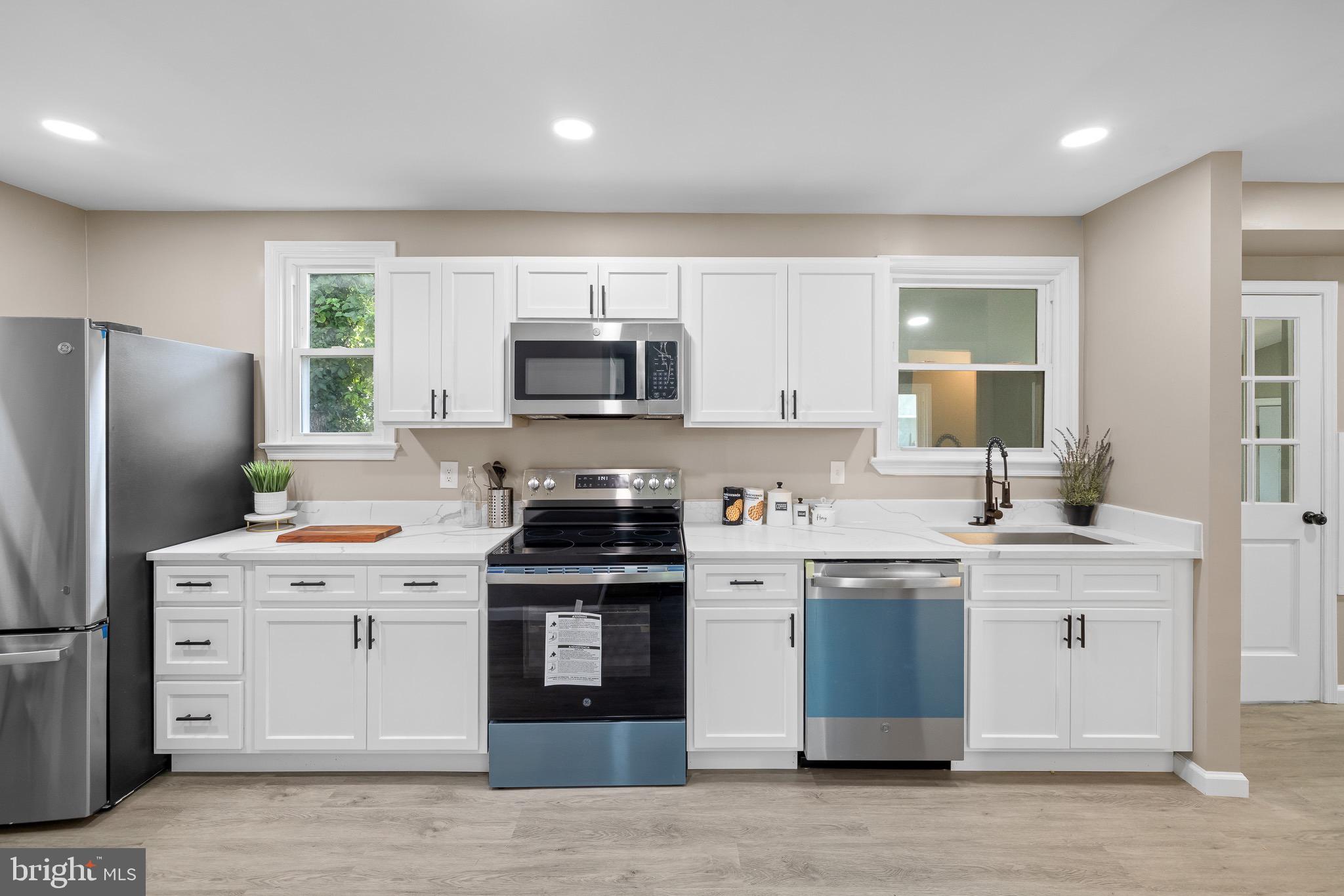 GREEN MEADOWS - Residential Lease