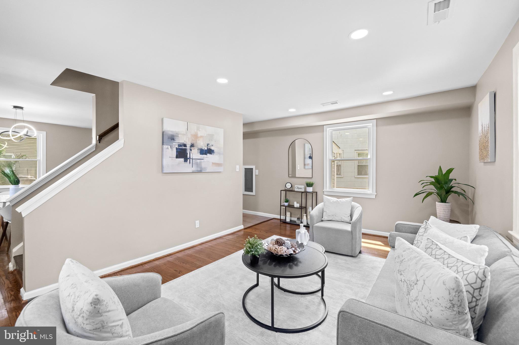 GREEN MEADOWS - Residential Lease