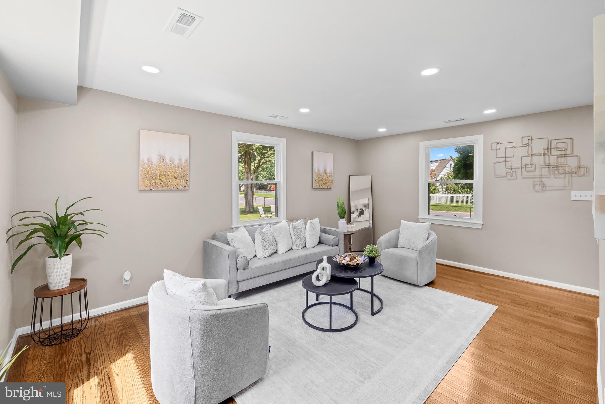 GREEN MEADOWS - Residential Lease