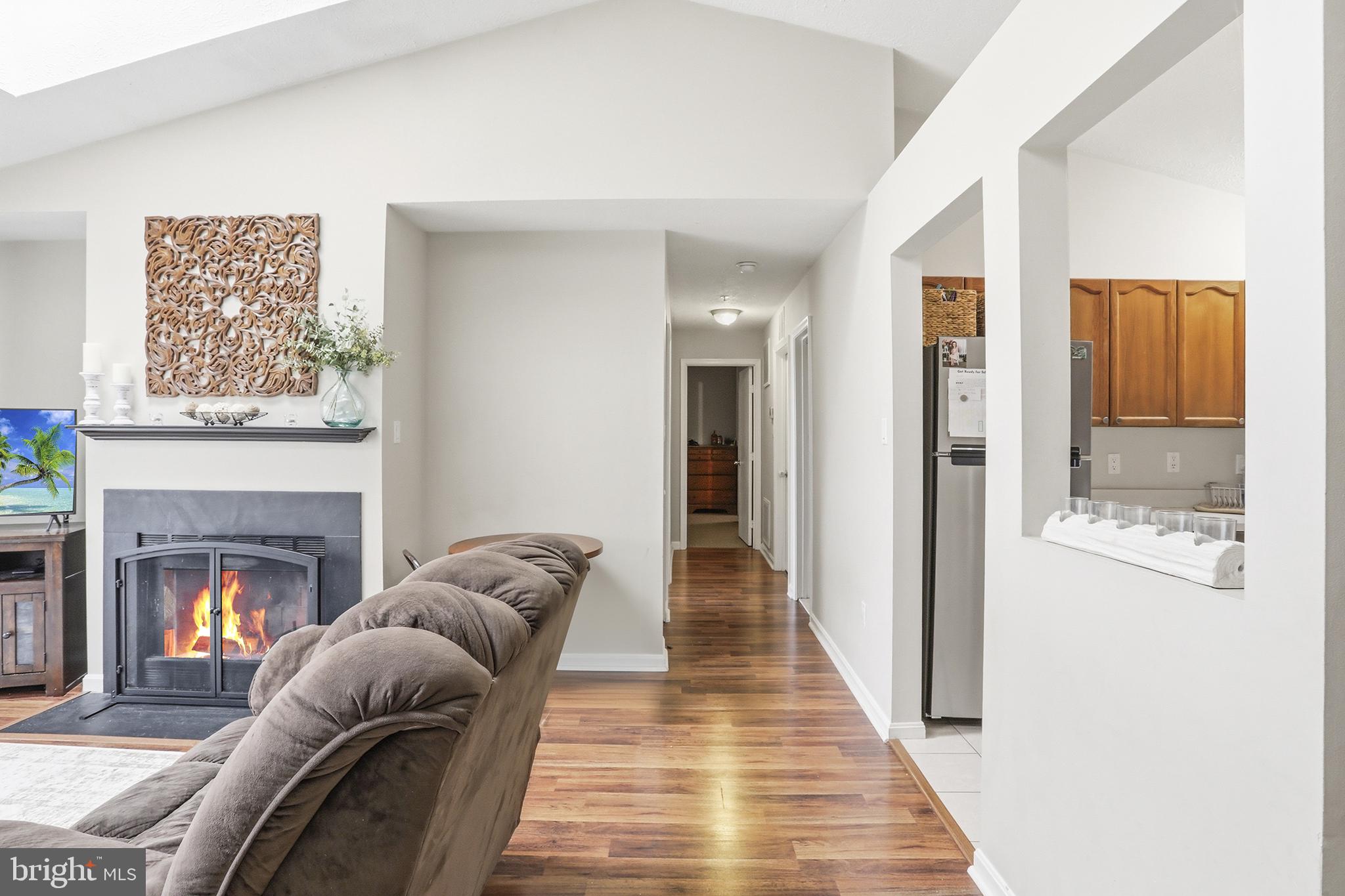 LAKE VIEW - Residential