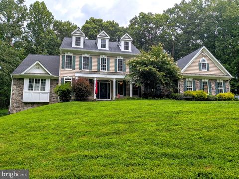 Photo of 7040 Hoadly Road, MANASSAS, VA 20112 (MLS # VAPW2126326)