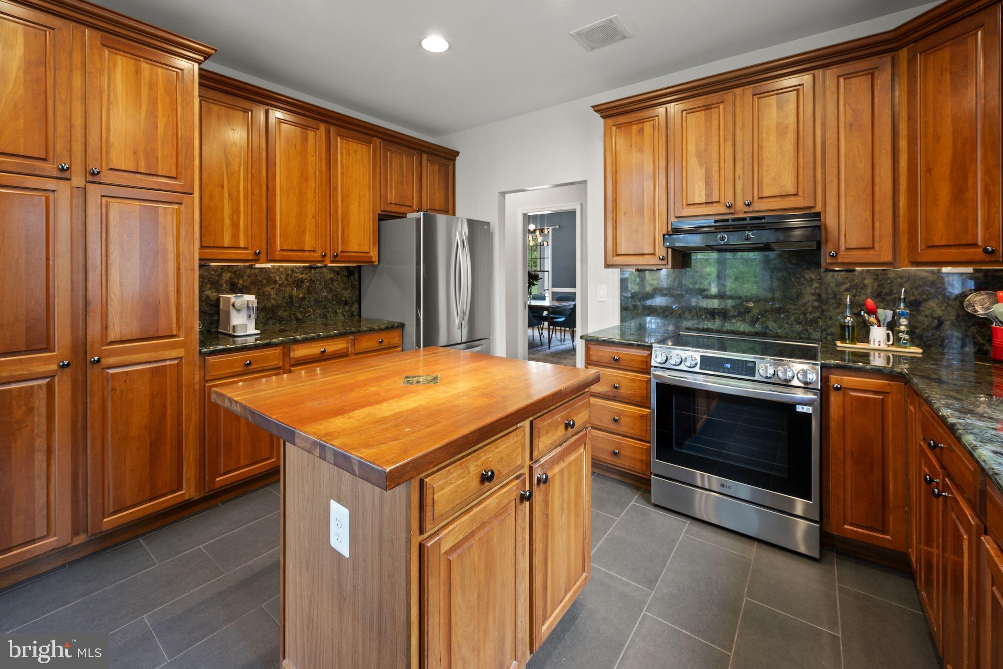 WORTHINGTON VALLEY - Residential