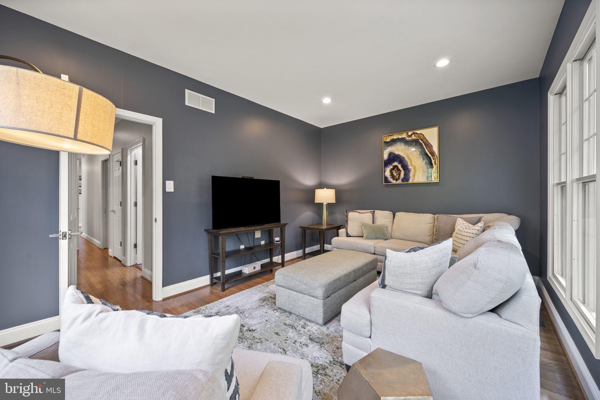 WORTHINGTON VALLEY - Residential