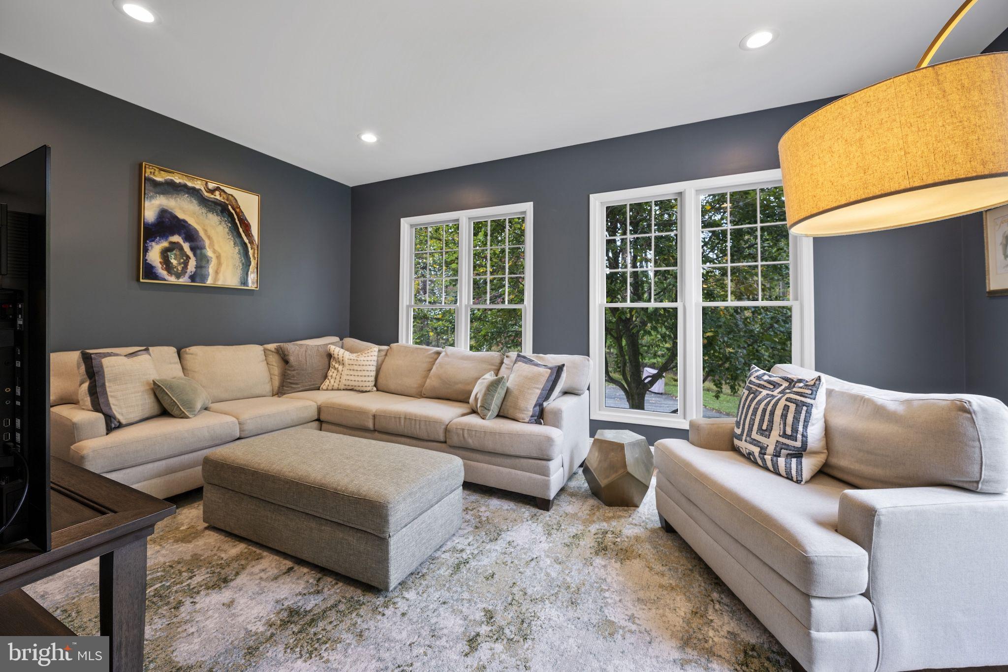 WORTHINGTON VALLEY - Residential