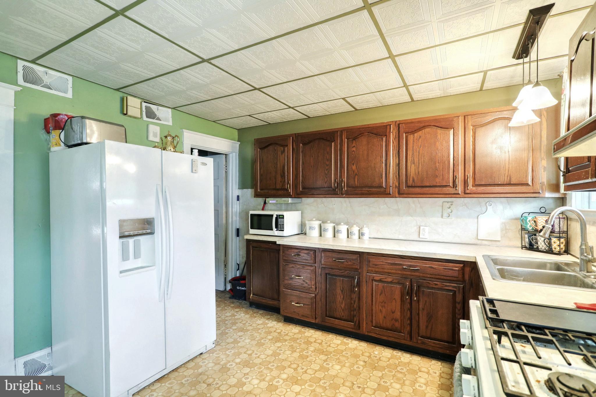WEST YORK - Residential