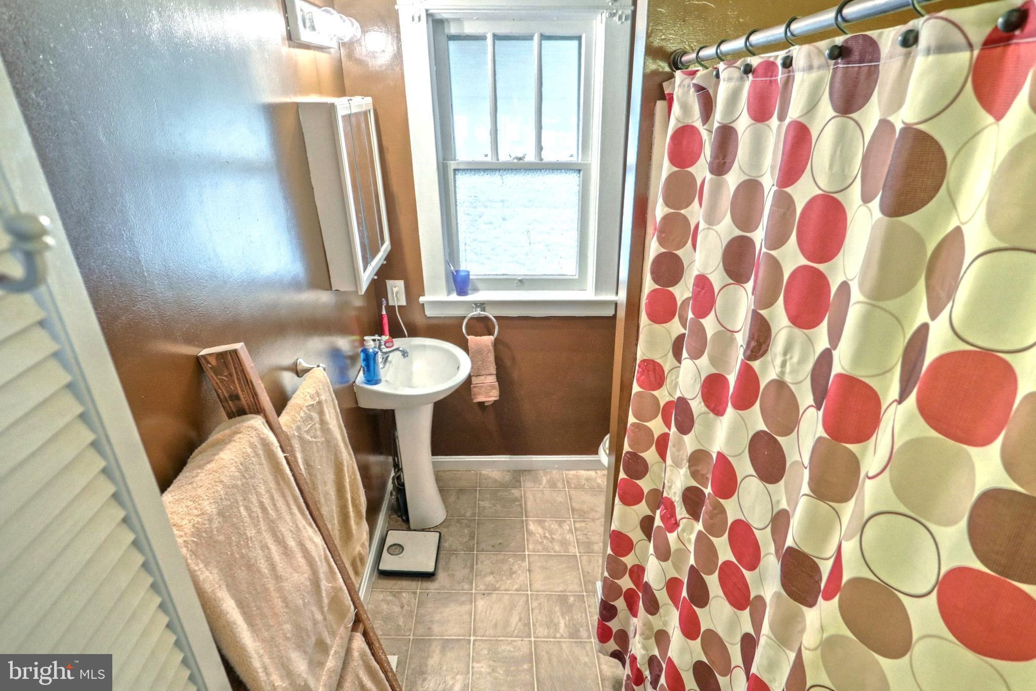 WEST YORK - Residential