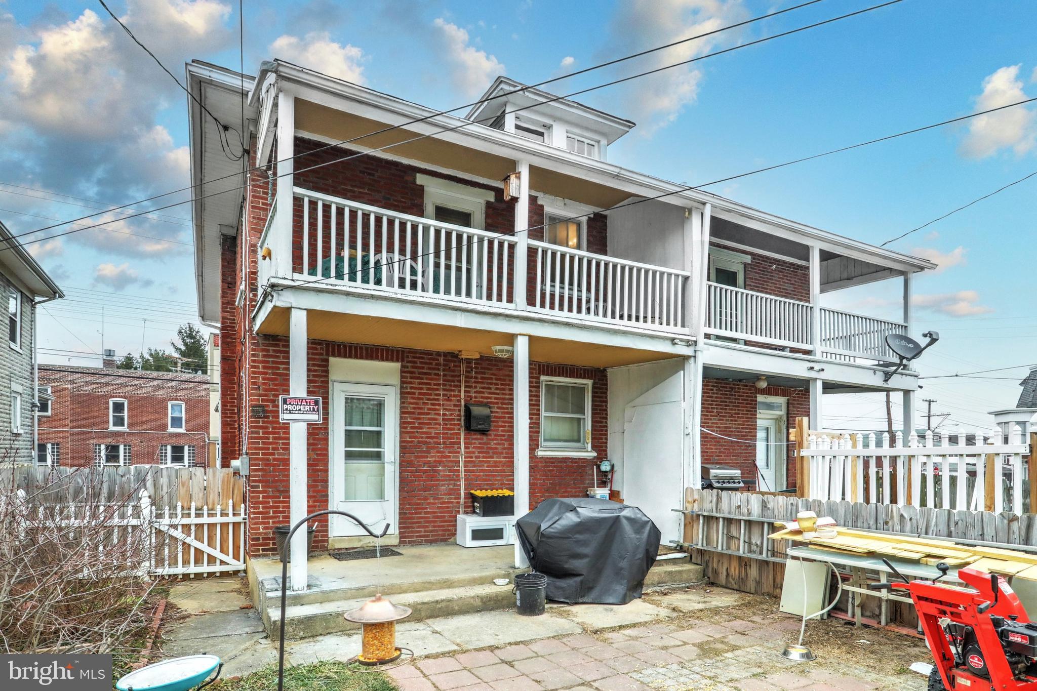 WEST YORK - Residential