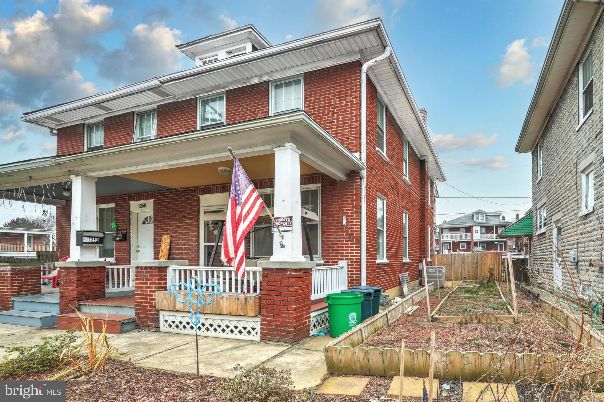 WEST YORK - Residential