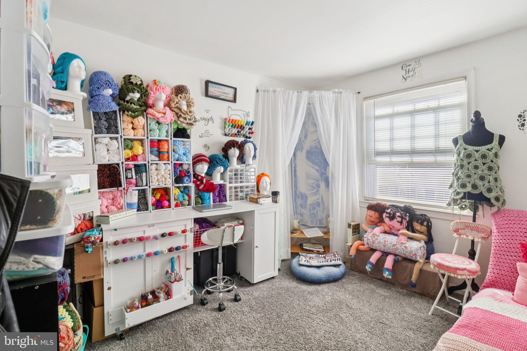 PINEWOOD HILL - Residential