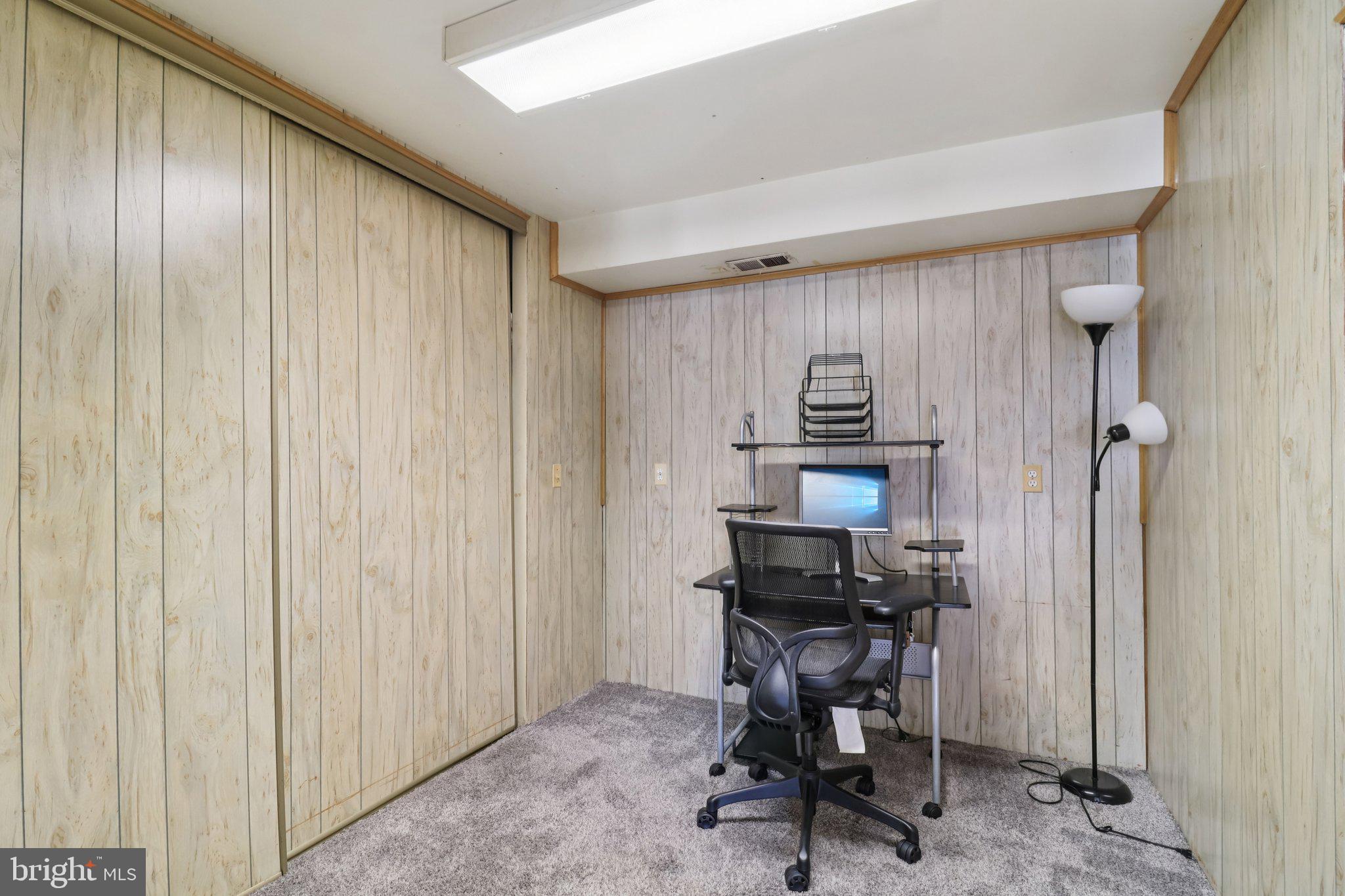 PINEWOOD HILL - Residential