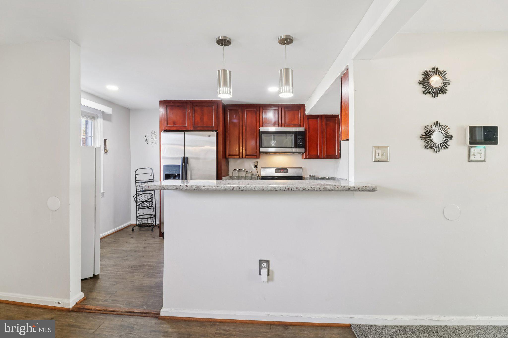 PINEWOOD HILL - Residential