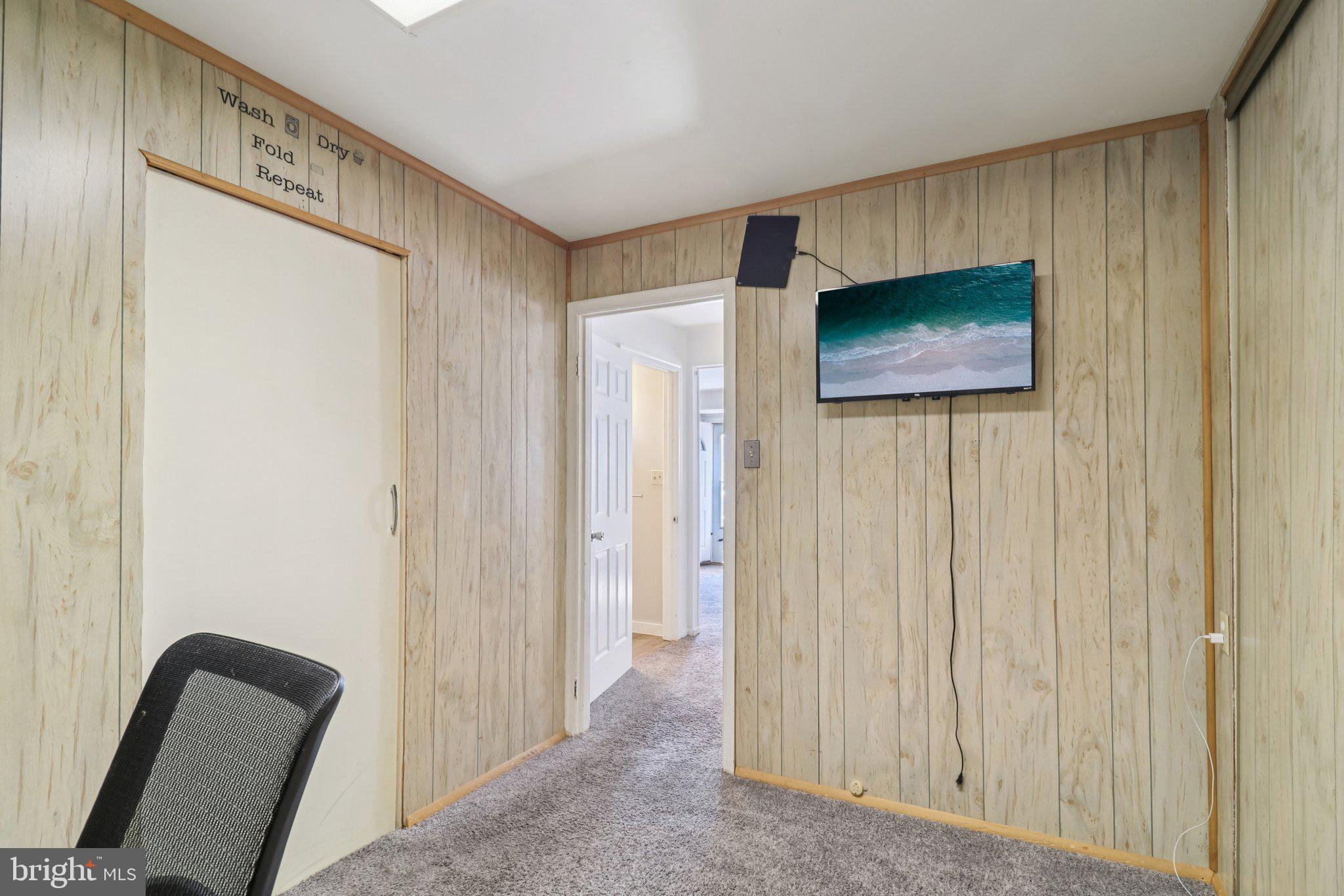 PINEWOOD HILL - Residential