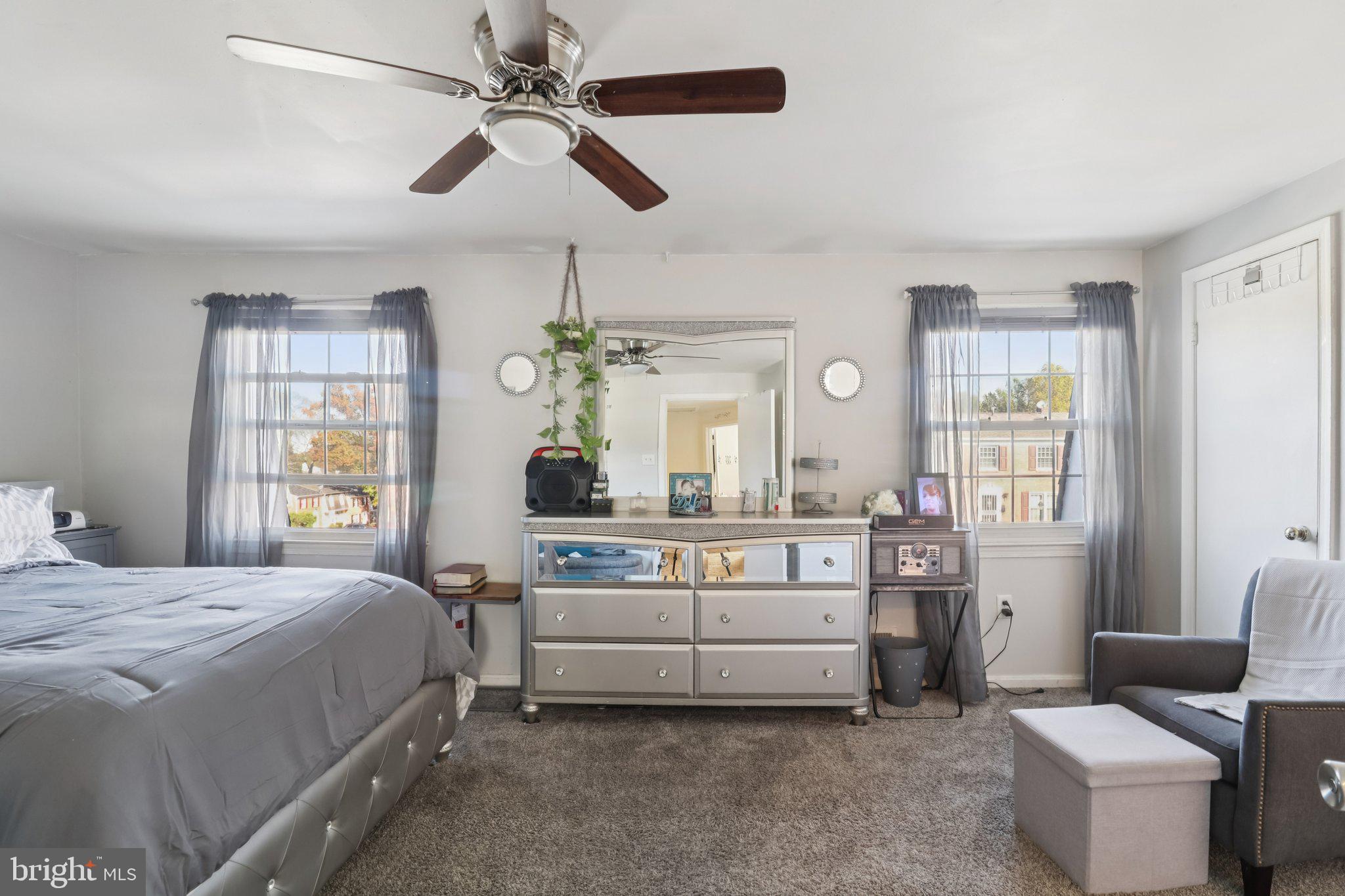 PINEWOOD HILL - Residential